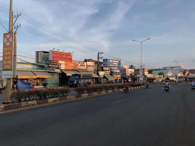 Bán 2 lô 10x50=500m2 giá 480 triệu sổ riêng thổ cư sát chợ 0938889035