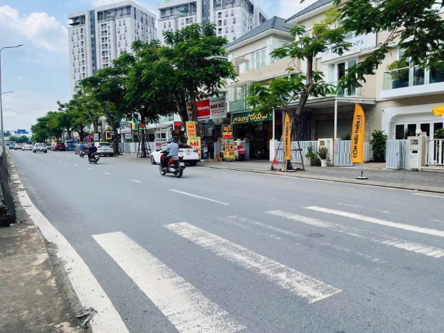 Bất động sản dòng tiền cao, vi trí góc 222m² mặt tiền Liên Phường