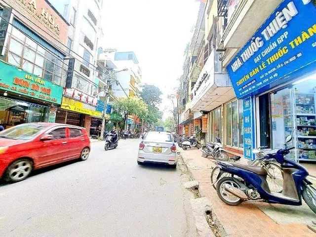 Bán nhà Mặt Phố Hoàng Văn Thái (Thanh Xuân) 77m, 4 tầng, mt 3.8m, giá 26 tỷ
