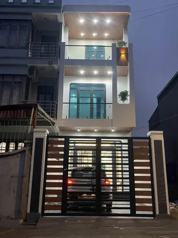 TÀI CHÍNH HƠN 3 TỶ SỞ HỮU NHÀ 3 TẦNG NGÕ 28 CAO XANH,HẠ LONG