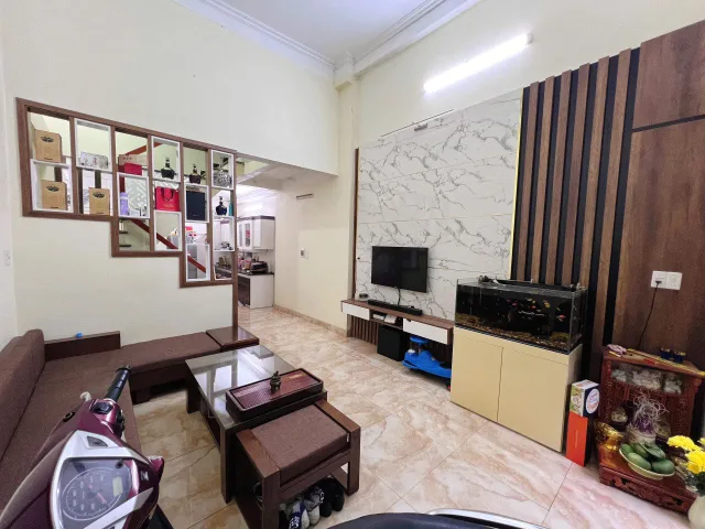 TÀI CHÍNH 2,X TỶ SỞ HỮU NHÀ 3 TẦNG TRẦN HƯNG ĐẠO,HẠ LONG