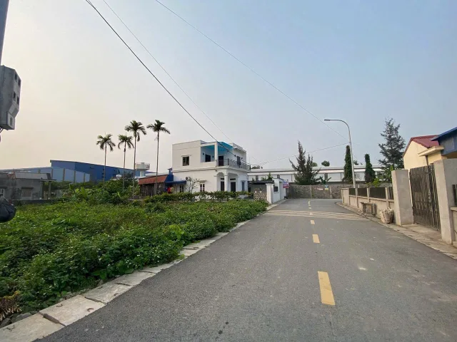Bán lô đất 104m , Hoàng Động , Thuỷ Nguyên , HP . L/ h e Thúy :076.231.9990