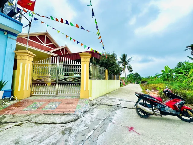 Bán nhanh lô 64m ngang 5,7 tại thôn hầu lâm động giá chỉ 1tỷ 3xx lh ngay 0382341632 em Liên
