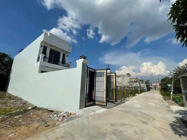 Bán nhà 128m² 1.35 tỷ tại Thị trấn Đức Hòa Huyện Đức Hòa