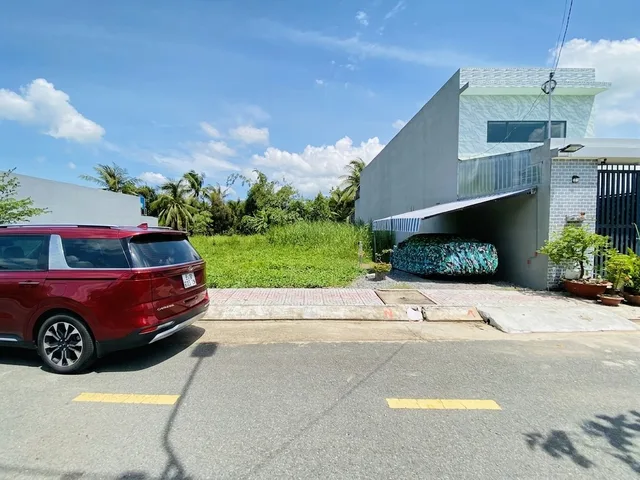 Nền dài 32m Kdc Thuận đạo dt 160m² - Giá 2,2 tỷ tại xã Long Cang, Tây Ninh