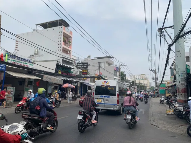 Bán nhà Âu Cơ, phường 10, Tân Bình.