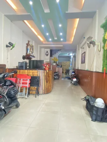 Mặt Tiền Đường Tân Hương 5 Tầng, DT: 84m² full thổ cư ngang 4m giá 16.5 tỷ tại Phường Tân Quý Quận Tân Phú
