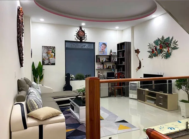 NHÀ 2 MÊ MẶT TIỀN XÔ VIẾT NGHỆ TĨNH