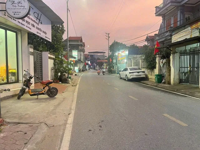 Giảm sâu lâu đất từ 6tỷ 650 xuống còn 6tỷ 500 tại dương quan Thủy Nguyên dt 81m ngang 5,27. Lh ngay 0382341632 em Liên