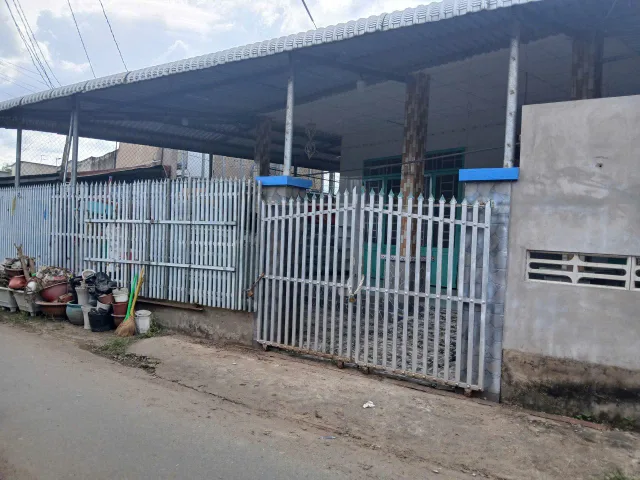 Nhà BÁN tạp hóa gần cầu An Hóa, Long Hòa, Bình Đại, Bến Tre. Rộng 174m2 FULL THỔ CƯ.