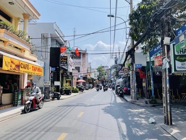 Bán Nhà Mặt Tiền, giá 6.3 tỷ tại , P. Tân Sơn Nhì , Q.Tân Phú