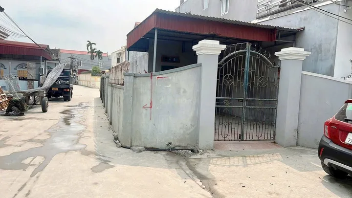 Bán 80 m m đất Dương Quan lô góc 2 mặt tiền . Cạnh khu B Bắc sông cấm. L/h:076.231.9990 e Thuý
