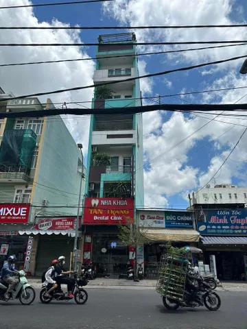 Bán nhà 65,5m² ngang 4.2m giá 15.9 tỷ tại Phường 15 Quận Tân Bình