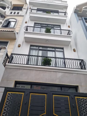 Bán nhà 60m² ngang 5m giá 5.6 tỷ tại Phường Bình Hưng Hoà B Quận Bình Tân