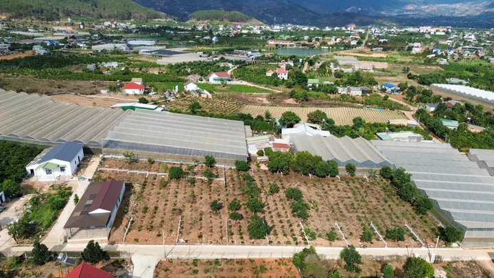 Bán đất 200m² có sẵn 100m² thổ cư ngang 5m giá 700 triệu tại Thị trấn Nam Ban Huyện Lâm Hà