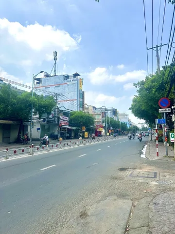 Bán nhà 3 Tầng  Căn Góc 2 Mặt Tiền Lê Văn Quới Bình Tân