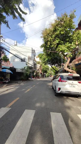 Bán nhà gấp 4 Tầng MT Lê Thiệt Tân Phú