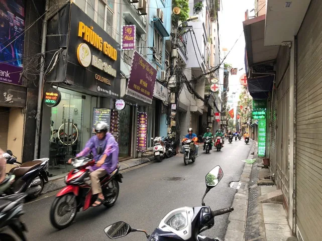 Bán nhà Lê Trọng Tấn (Thanh Xuân) 43m, 4 tầng, mt 3.5m, giá 17.3 tỷ,