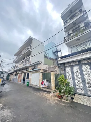NGỘP BANK - CẦN BÁN NHÀ PHAN VĂN HỚN- XUÂN THỚI THƯỢNG- HÓC MÔN - 7.5x20 - ĐƯỜNG 10M - CHỈ NHỈNH 6 TỶ