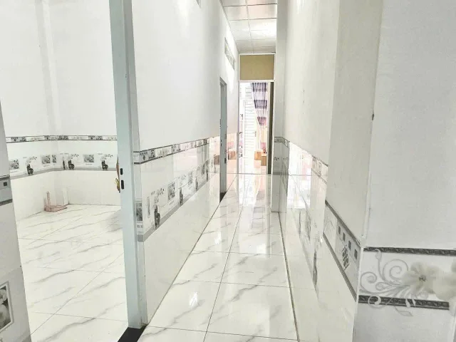 Bán gấp nhà cấp 4 Đ.Hồ Văn Tắng Tân Phú Trung 111m2 giá 730 triệu TL