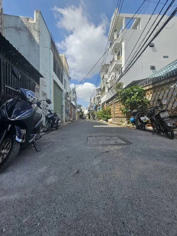 Bán nhà 4 Tầng HXH liên khu 5-6 BÌNH TÂN