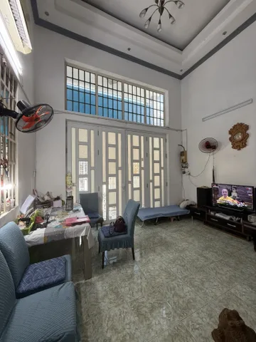 Bán nhà Trần Xuân Soạn (xe hơi gần cửa); 6x11m; 3PN, 2WC; sổ hồng; 5,95 tỷ