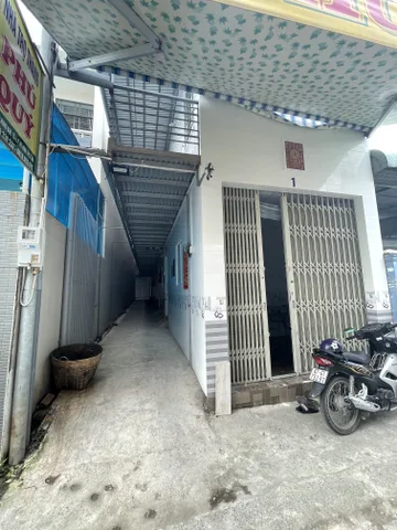 Bán nhà trọ 13 phòng cách chợ Mỹ bình 500 mét