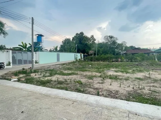 NGAY CHỢ MINH LẬP 5X50=250M2 SHR TC ĐƯỜNG 12M SÁT QL14 GIÁ 395TR