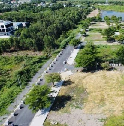 Nhận ký gửi nhà đất khu vực TPHCM,Bình Dương,Đồng Nai,Long An,các khu vực lân cận. Liên Hệ: 0559371035 Bảo Ngọc