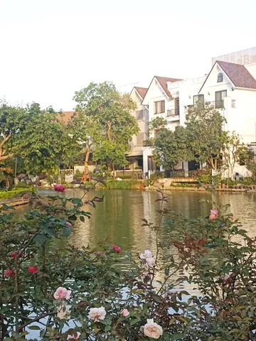 BT HOA LAN - VINCOM VILLAGE SIÊU ĐẸP - SÔNG XANH UỐN LƯỢN QUANH NHÀ