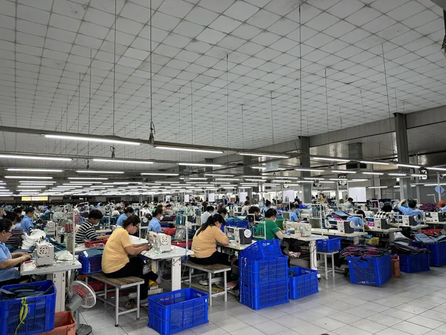 Bán 9326m2 SKC, thị trấn Bến Lức, sẵn nhà xưởng, văn phòng, PCCC