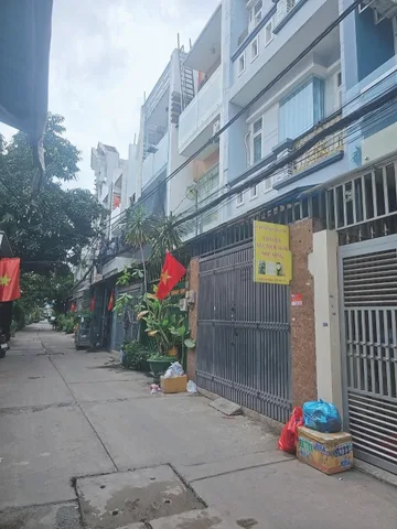 Bán nhà 100. 6m² 4/8 ×20m²  giá 6.6 tỷ  Phường Bình Tân