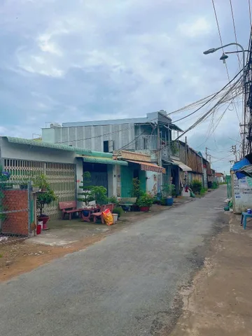 95m2 thổ cư mặt tiền đường Lô 2, xã Phạm Văn Hai , Bình Chánh giá 3,3 tỷ