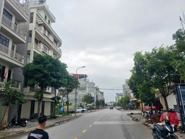Bán 72.5m2 đất mặt đường nguyễn quyền khu 9 đại phúc. Phường võ cường bắc ninh