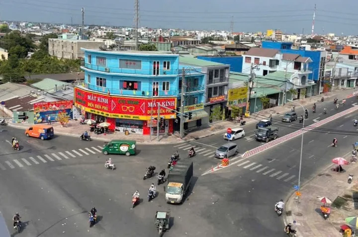Bán nhà  C4 Mặt Tiền Mã Lò Bình Tân