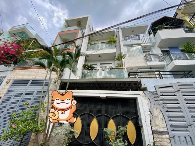 Bán nhà Gấp 4 Tầng HXH Đ số 3 Bình Tân