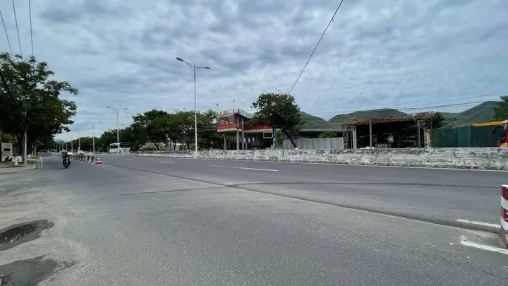 Bán đất 1150m² ngang 29m giá 25 tỷ Phường Nam Nha Trang