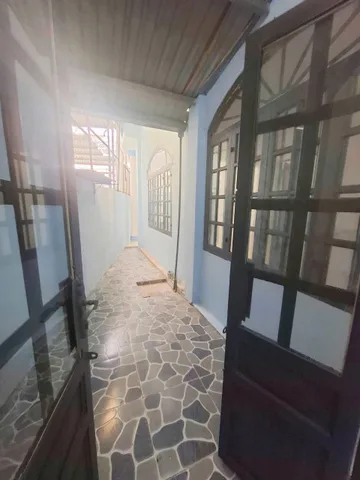 Chủ gửi bán căn nhà 1trệt 1lửng mới Sơn sửa sạch đẹp