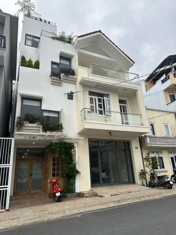 BÁN HOMESTAY MẶT TIỀN ĐƯỜNG ĐOÀN THỊ ĐIỂM ,P4 , ĐÀ LẠT