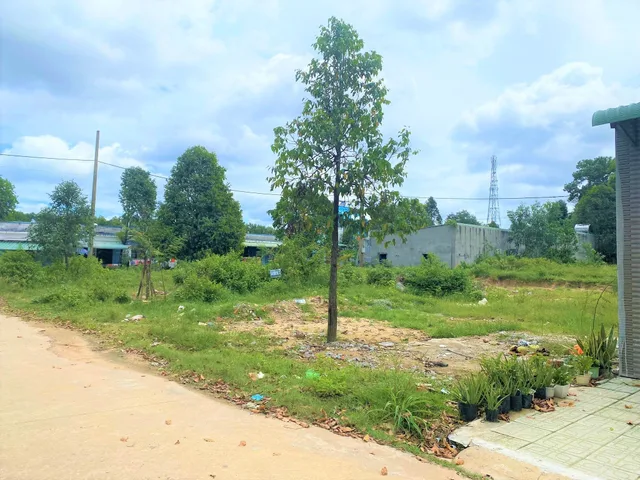 Bán đất ngay khu dân đông đúc, full thổ, gần chợ, trường học