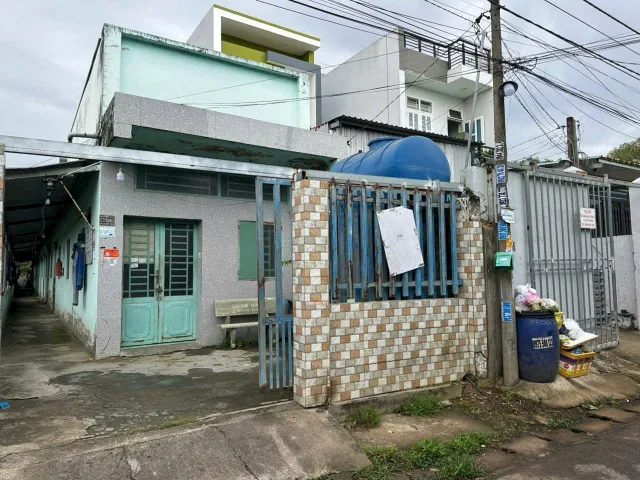 Dãy trọ 11 phòng // Trần Văn Giàu , xã Bình lợi, huyện Bình Chánh tổng dt 250m2 giá 4,5 tỷ