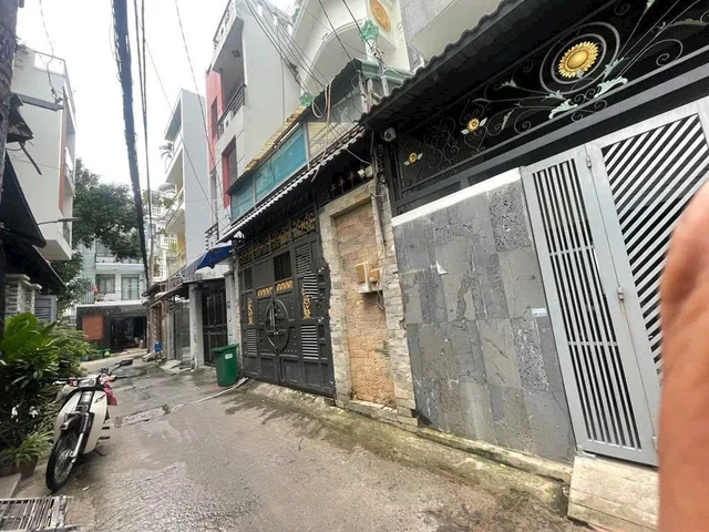 Bán CHDV 5 tầng HXH Phạm Văn Bạch Tân Bình