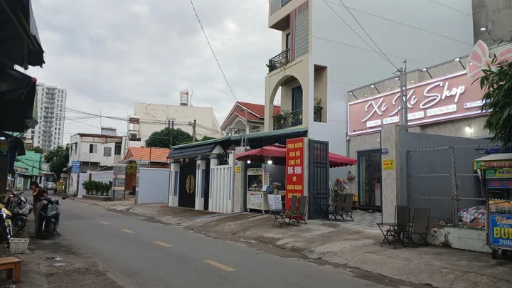 BÁN NHÀ MẶY TIỀN ĐƯỜNG SỐ 12, TRƯỜNG THỌ - 106m2 - GIÁ 11.9 TỶ
