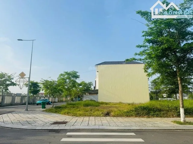 Bán nền đất 100m2 full thổ cách chợ 500m, sát sân bay long thành chỉ 4km, dân cư hiện hữu sổ sẵn