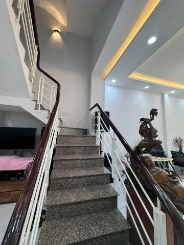 MTKD - 4 Tầng, Đường 15m , giá 11.8 tỷ Phường Phú Thạnh , Tân Phú