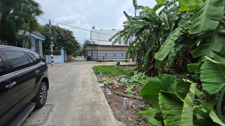 bán lô đất 135m2-sau lưng chợ xuân thới thượng-giá 2 tỷ130 tr- gọi cho em