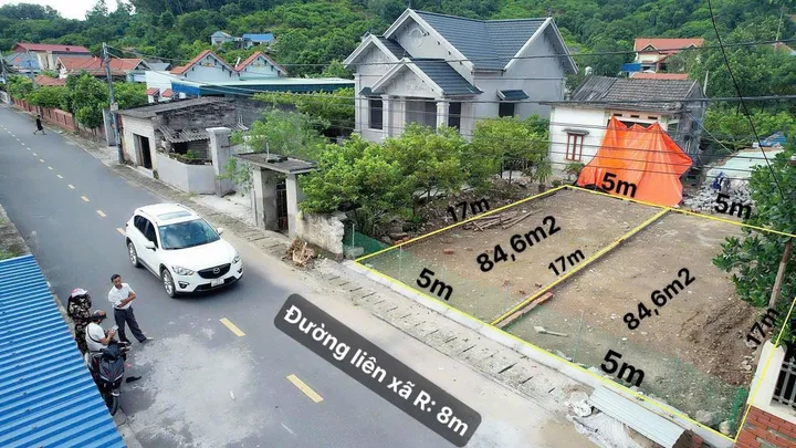 Bán đất 85.1m² ngang 5m đường nhựa 9m. giá 1.28 tỷ Xã Việt Khê( Kỳ Sơn). liên hệ 0362558882