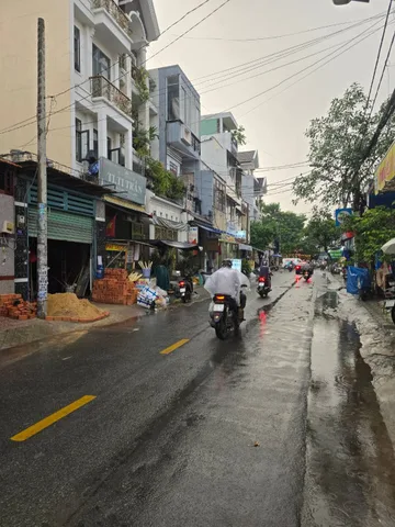 Bán nhà mặt tiền 4 Tầng - ngang 8m giá 19.5 tỷ Phường BHHA, Bình Tân.