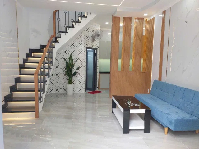 Giảm 100tr! Nhà mới 2 tầng – Quang Trung QV