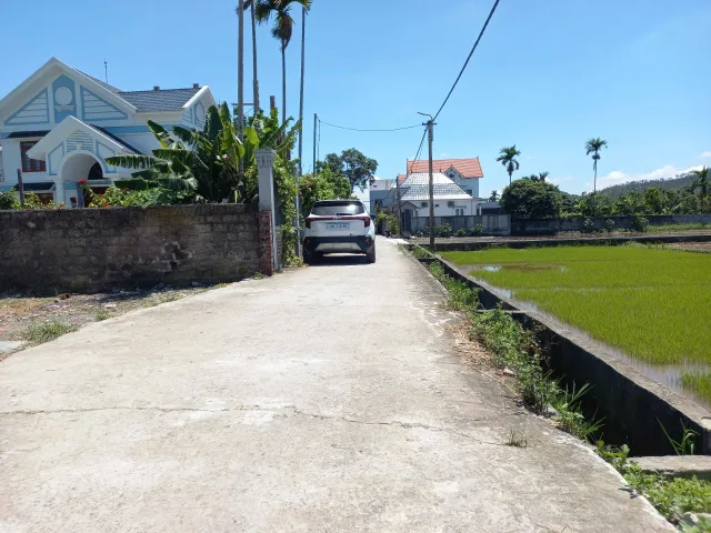 Bán đất 69m² ngang 5m . đường thôn 4m. giá 1.58 tỷ Phường Thiên Hương. liên hệ 0362558882